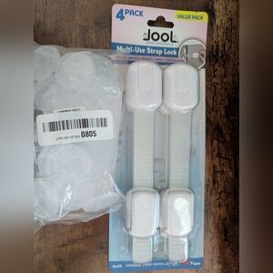 Baby Proofing Bundle of 36 Outlet Covers and 4 Cabinet Locks NWT